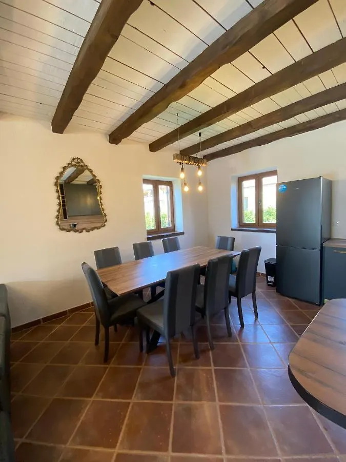 Rustic Villa With Private Pool Cabrunici